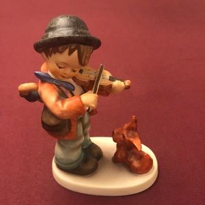 1988 authentic Hummel puppy love